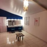 FRIDA-HOSTEL-EXCLUSIVO-PARA-MULHERES-AREA-SALAO.jpg